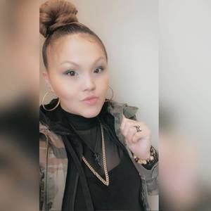 Meet your Posher, Tina